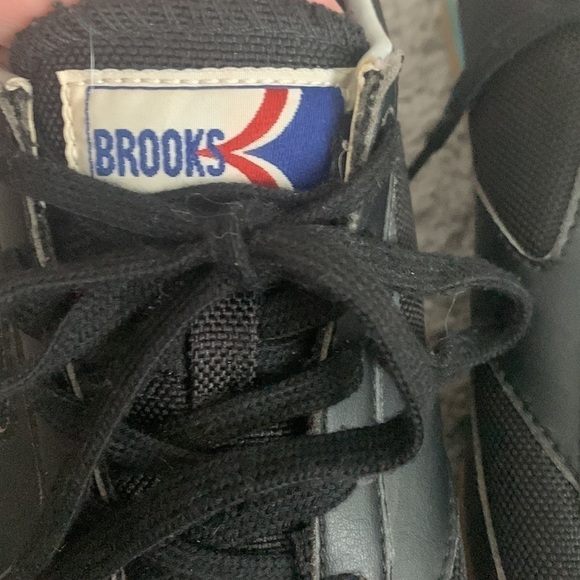 Brooks varsity vanguard retro sneakers size 8 - Picture 7 of 8